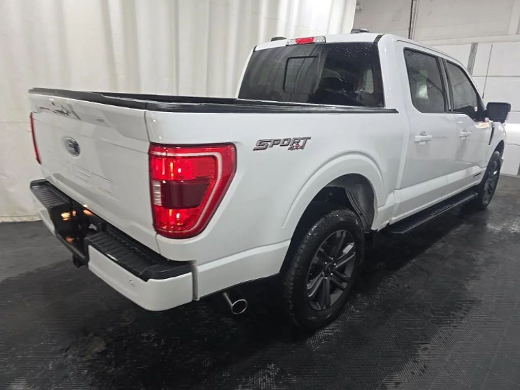 Used 2023 White Ford XLT image 4