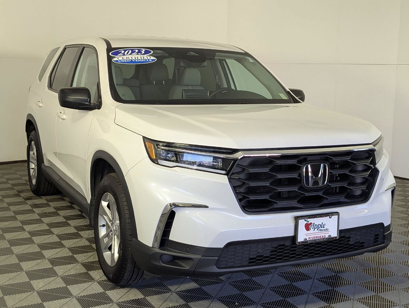 2023 Honda Pilot LX - Photo 31