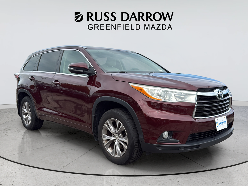 Used 2014 Red Toyota XLE V6 image 7