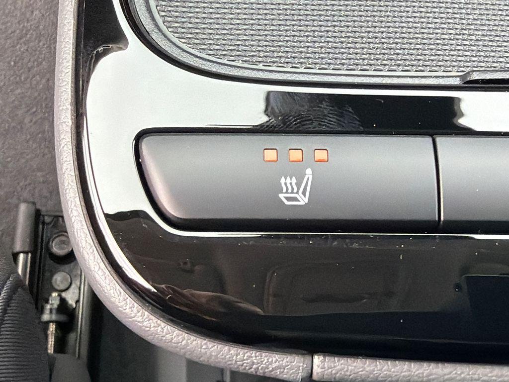 New 2026 Black Hyundai SE image 30