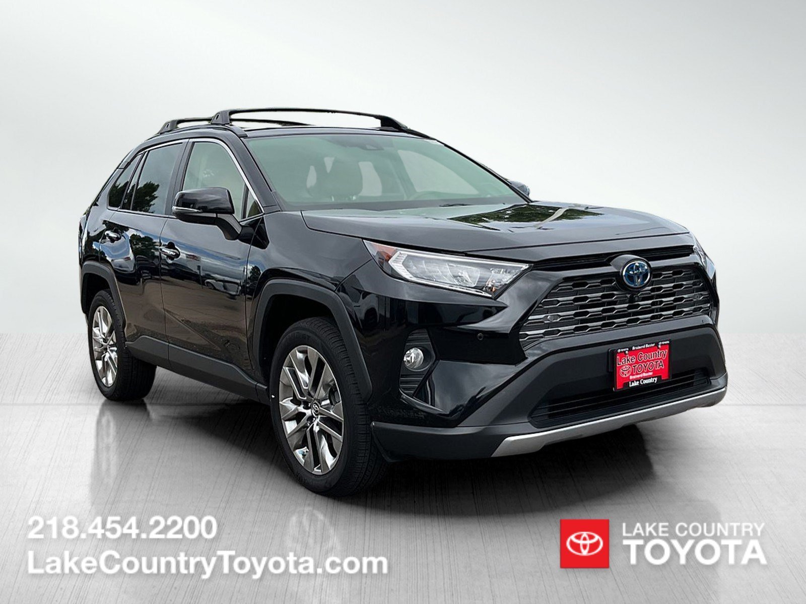 Used 2019 Midnight Black Metallic Toyota Limited image 7