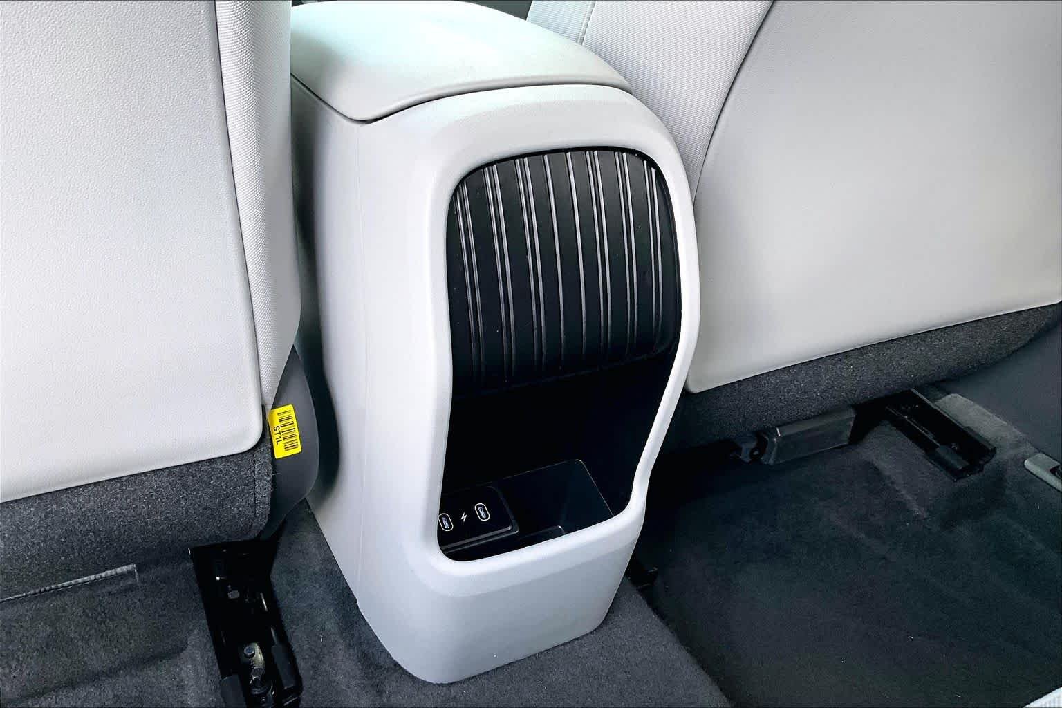 Certified Used 2026 Atlas White Hyundai SE image 31