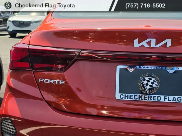 Used 2023 Fire Orange Kia LXS image 7
