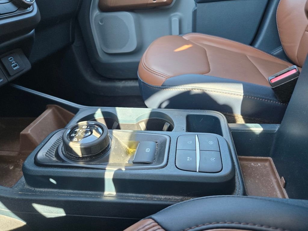 Used 2023 Atlas Blue Metallic Ford Lariat image 13