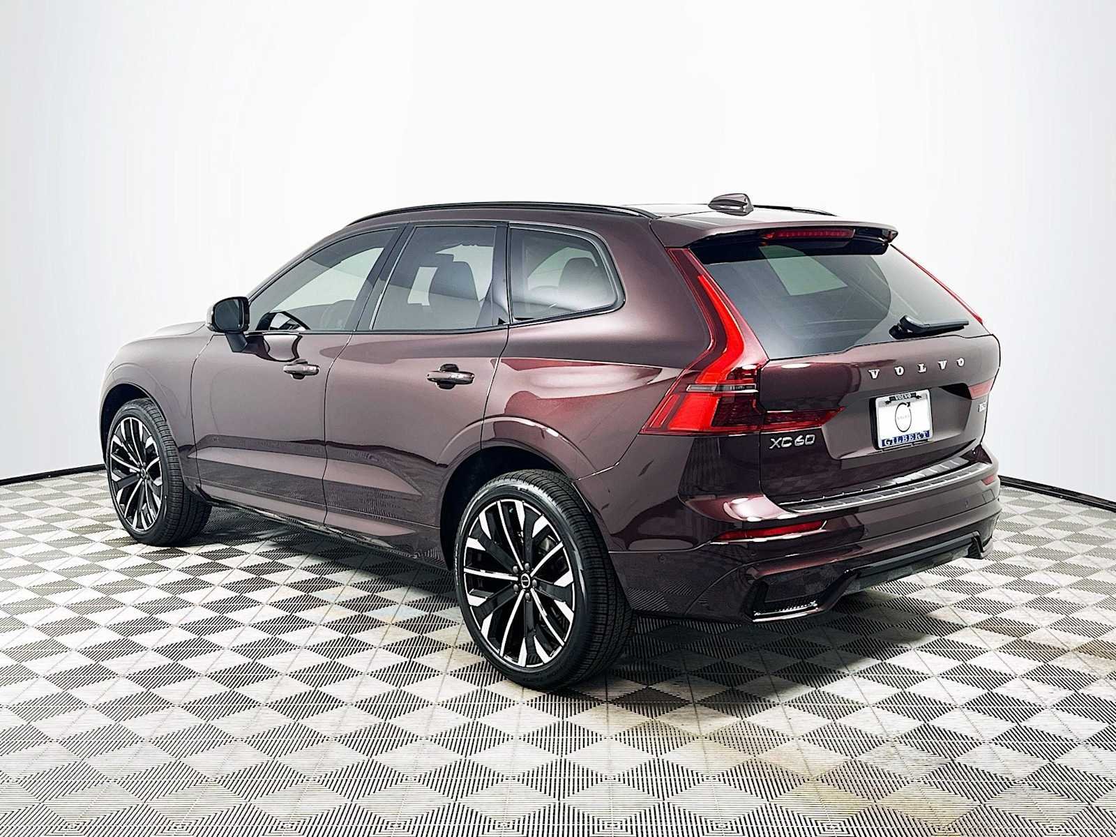 New 2026 Mulberry Red Volvo Ultra image 5