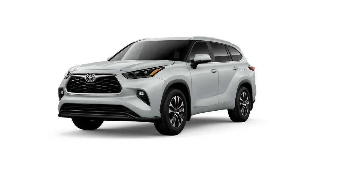 2026 Toyota Highlander Hybrid  XLE