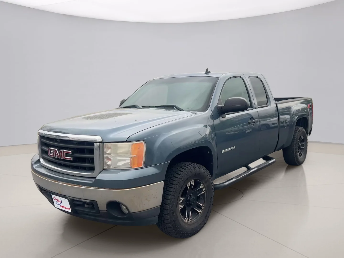 2010 GMC Sierra 4WD Extended Cab SLE LWB's photo