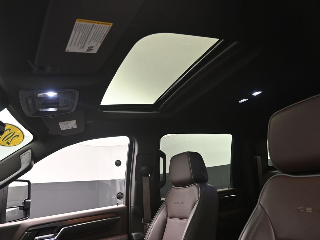 Used 2024 Silver GMC Denali image 23