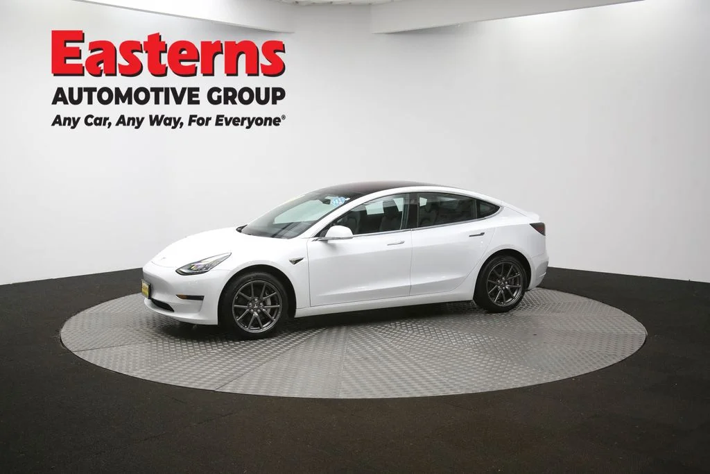 Used 2018 White Tesla Mid Range image 54