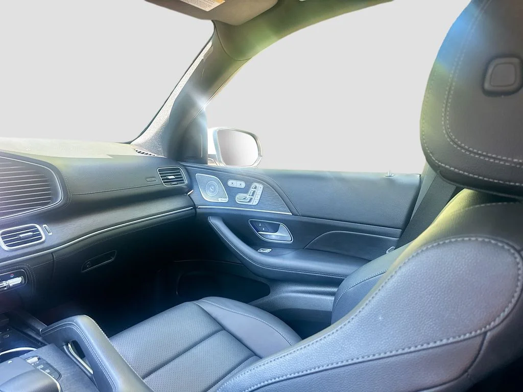 Used 2024 White Mercedes-Benz GLE 350 image 25