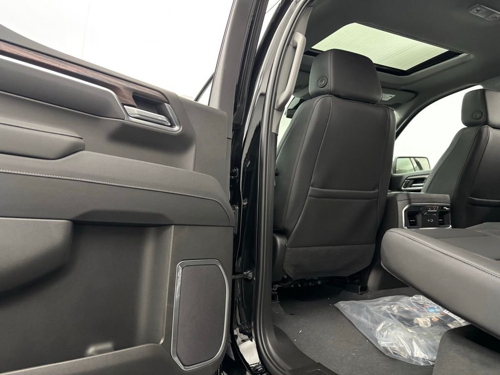 New 2026 Onyx Black GMC SLT image 40