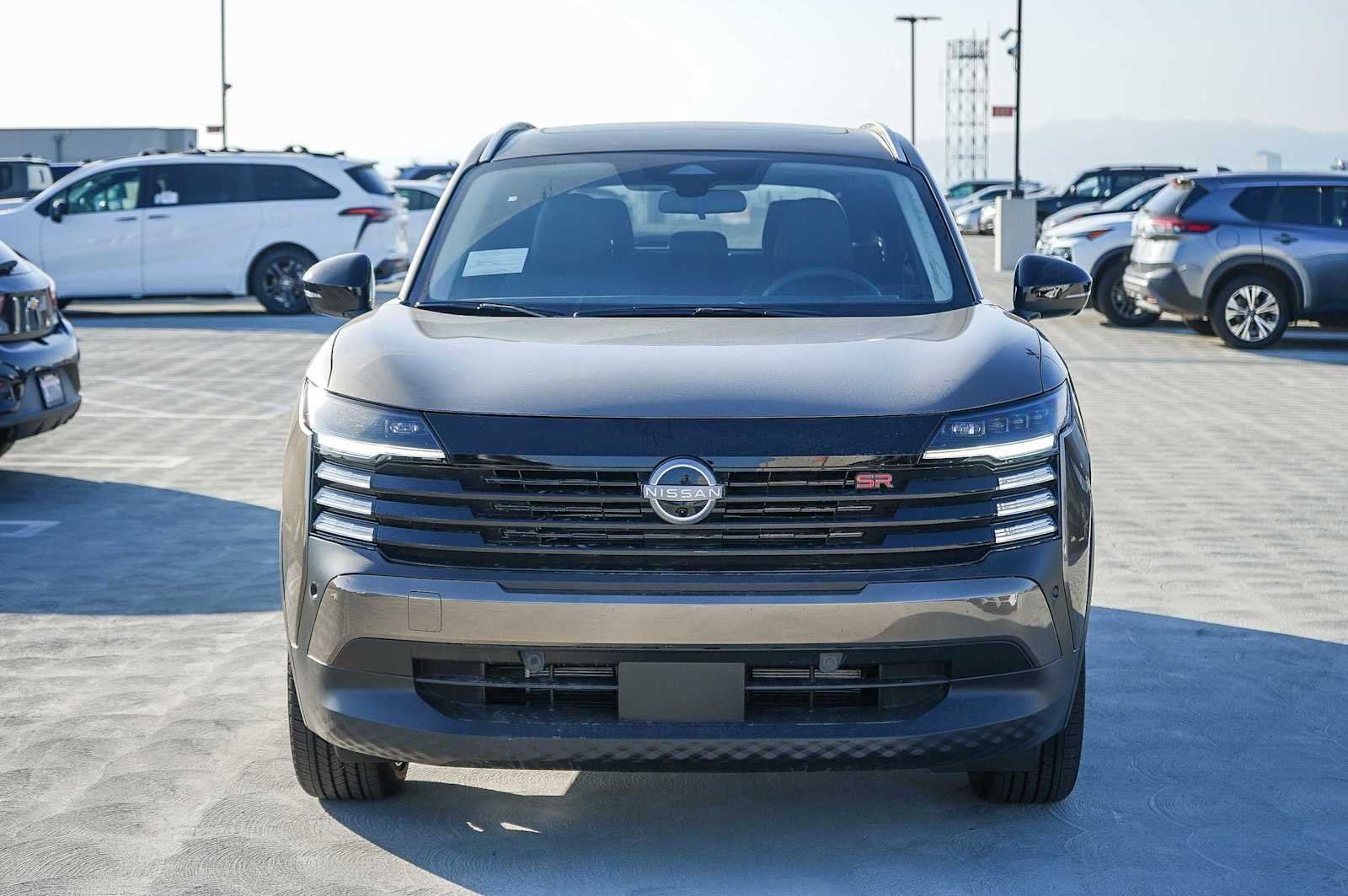 New 2027 Canyon Bronze Metallic Nissan SR image 2
