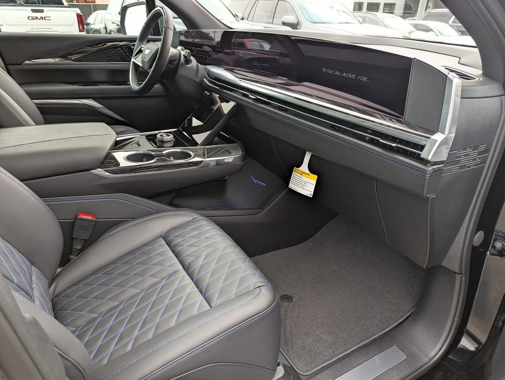 2026 Cadillac Escalade IQL Luxury - Photo 79