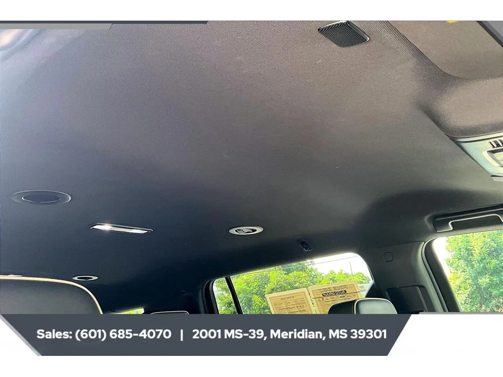 Used 2023 Silver Sage Metallic Chevrolet Premier image 16