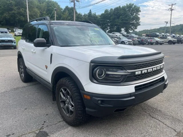 Used 2022 White Ford Badlands image 3