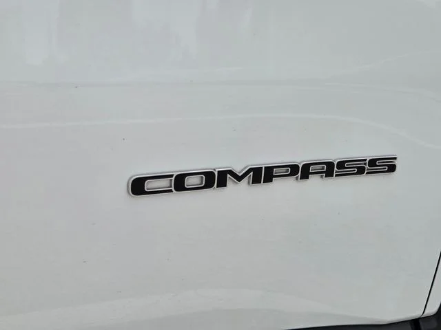 Certified Used 2025 White Jeep Latitude image 10