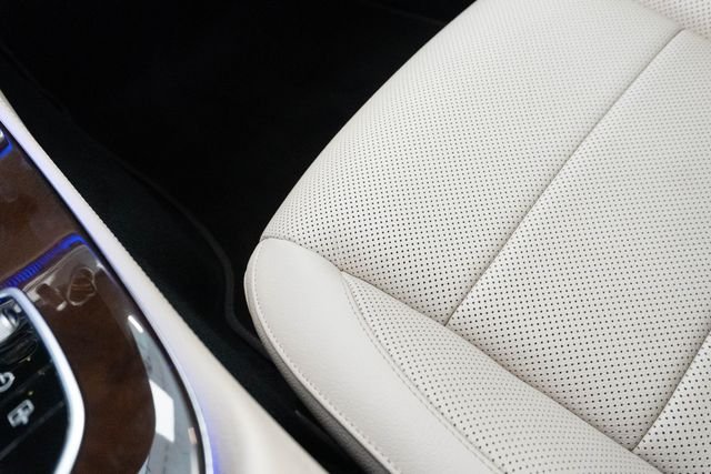 Used 2022 White Mercedes-Benz E 450 image 17