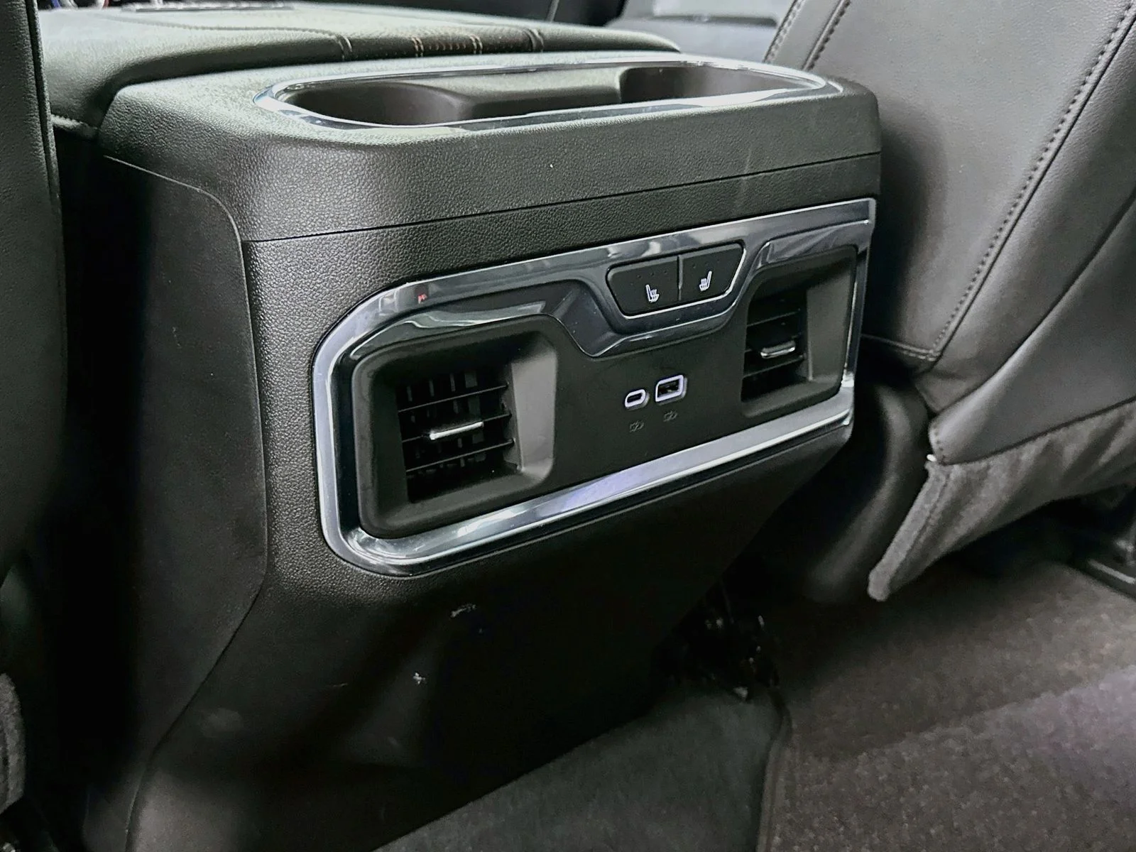 Used 2025 Black Chevrolet High Country image 28
