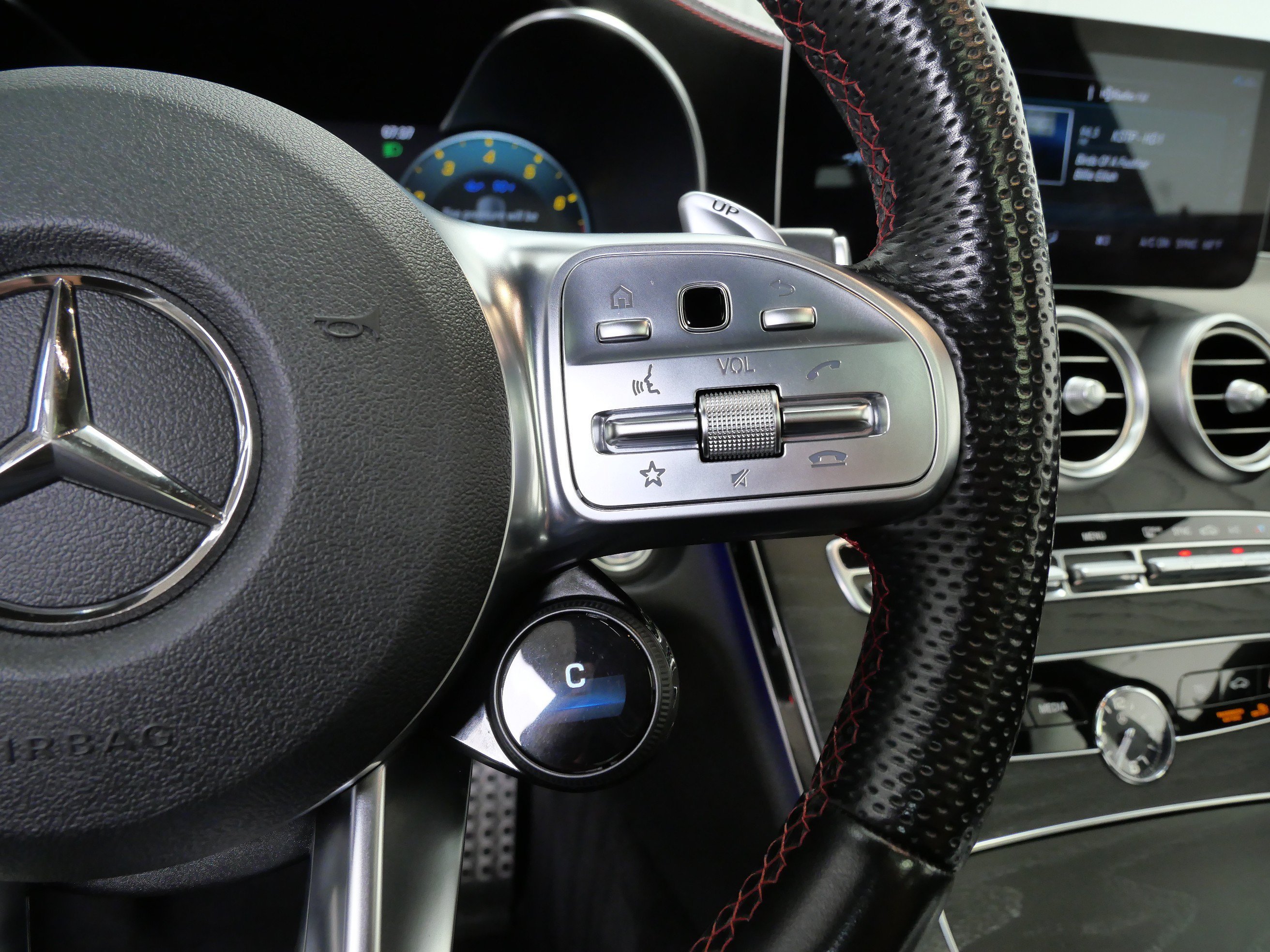 Used 2021 Polar White Mercedes-Benz AMG® C 43 image 28