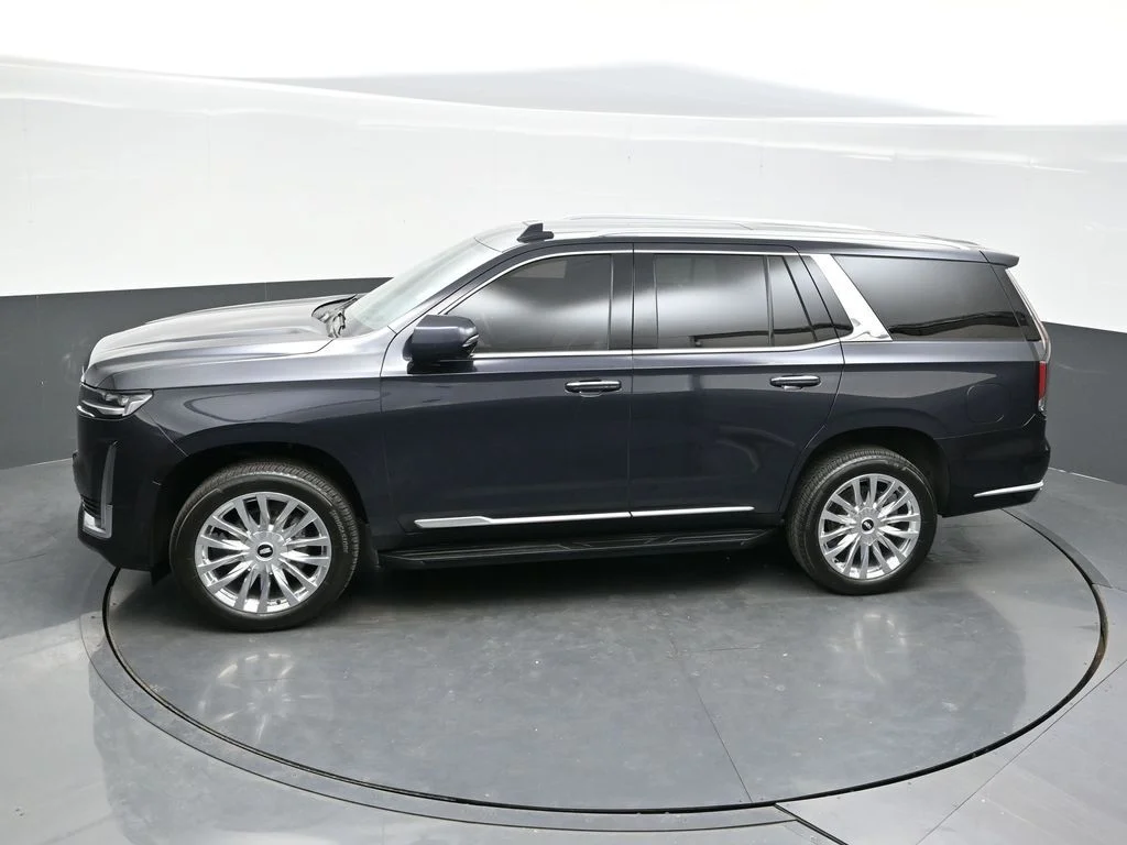 Used 2024 Gray Cadillac Premium Luxury image 33