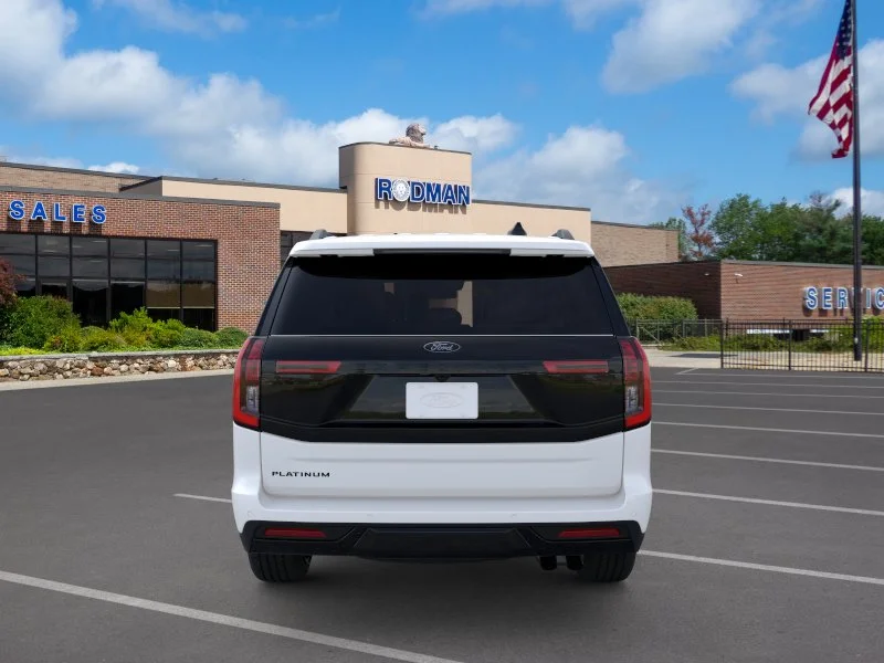 New 2026 Star White Metallic Tri-Coat Ford Platinum® image 35