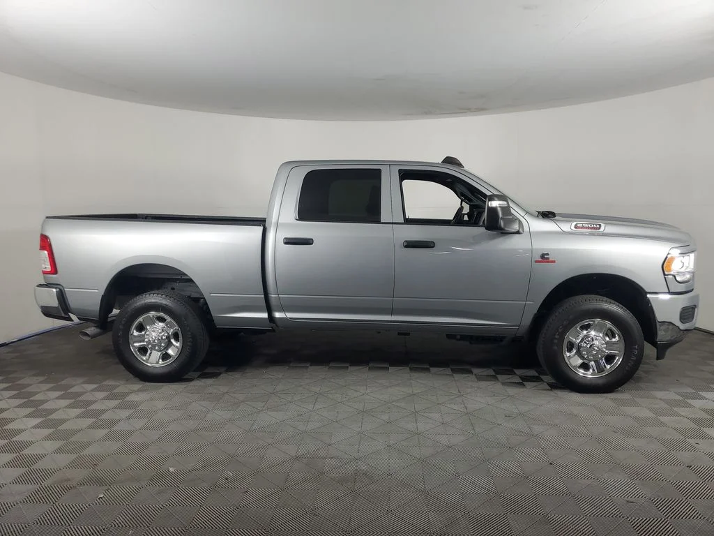 Used 2023 Silver Ram Tradesman image 3