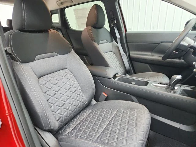 2026 Nissan KICKS SV - Photo 37