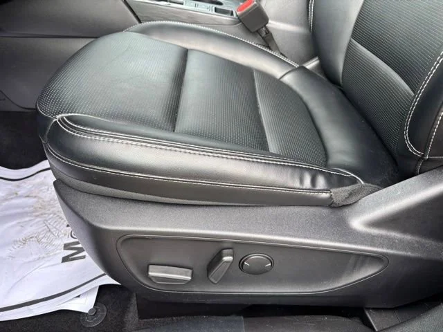 Used 2025 Black Ford Platinum image 15