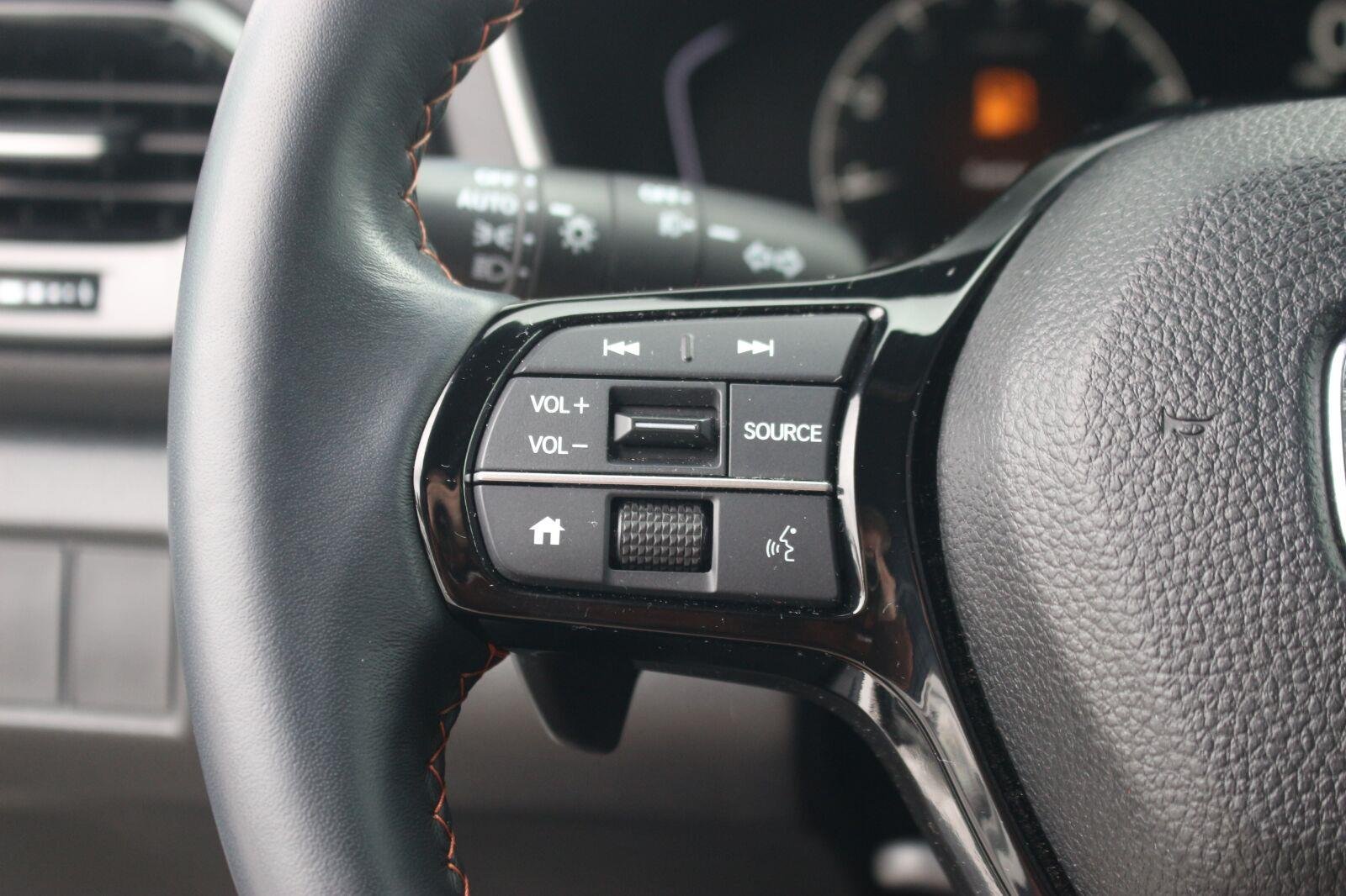 Used 2025 White Honda Sport image 19