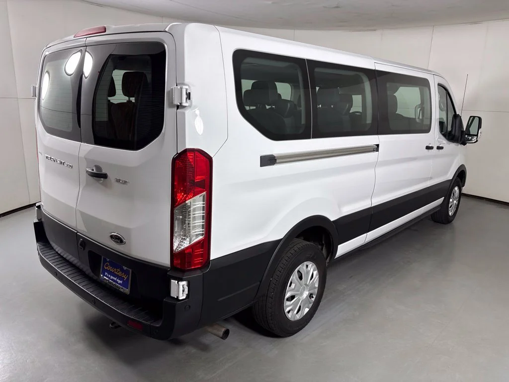 Used 2023 White Ford XLT image 8