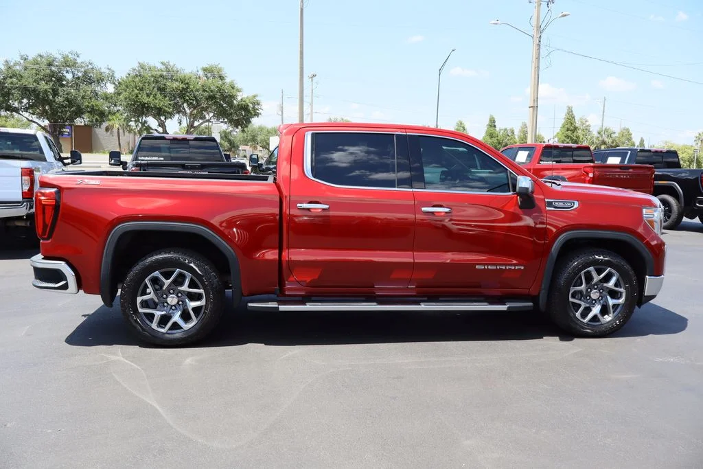 Used 2020 Red GMC SLT image 10