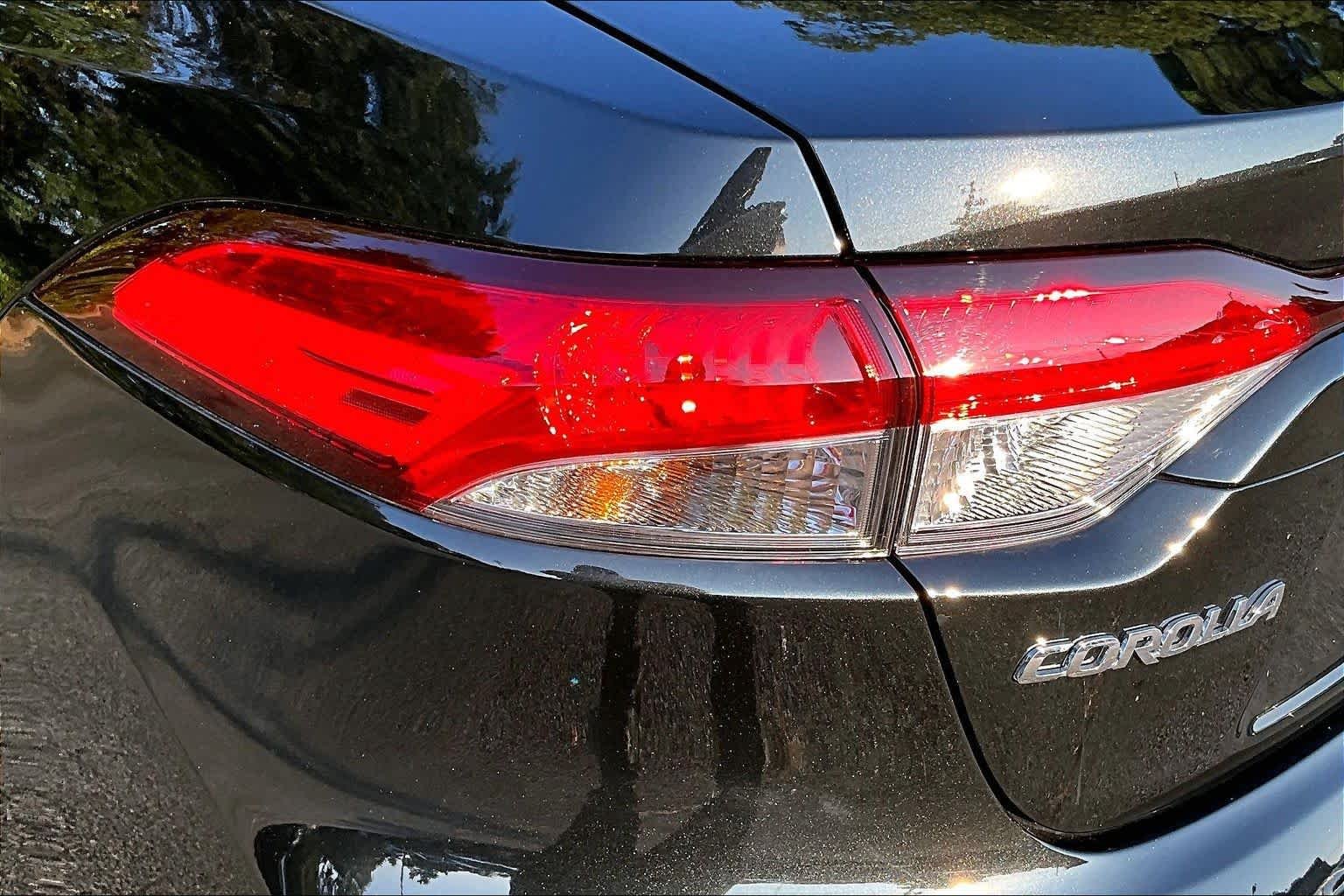 Used 2022 Black Sand Pearl Toyota LE image 29