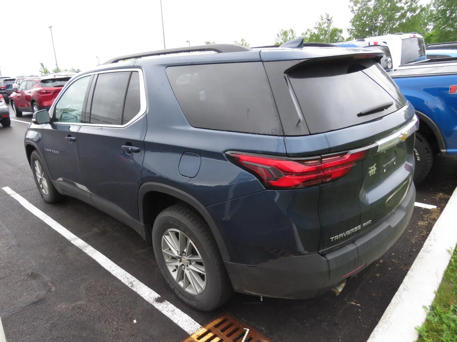 Used 2023 Northsky Blue Metallic Chevrolet LT Cloth image 9