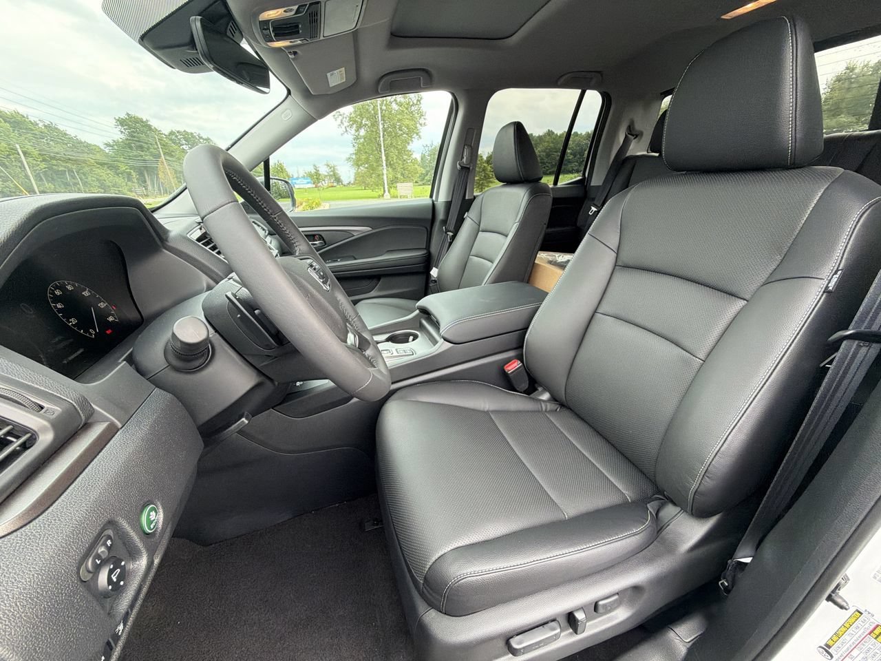 New 2026 Platinum White Pearl Honda RTL AWD image 11