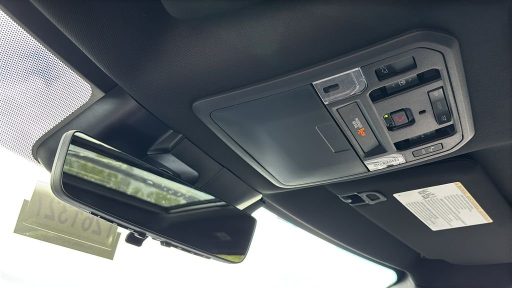 New 2026 Magnetic Gray Metallic Toyota  Platinum image 23