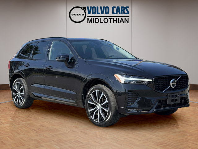 2024 Volvo XC60 B5 Plus Dark Theme