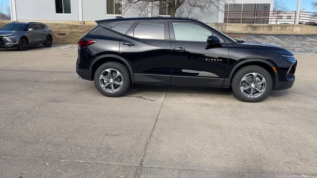 2025 Chevrolet Blazer 2LT - Photo 8