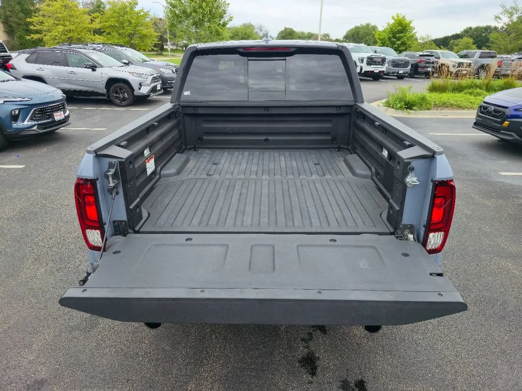 2025 Honda Ridgeline Black Edition - Photo 24