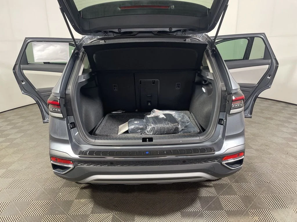 New 2026 Gray Volkswagen 1.5T SEL image 21