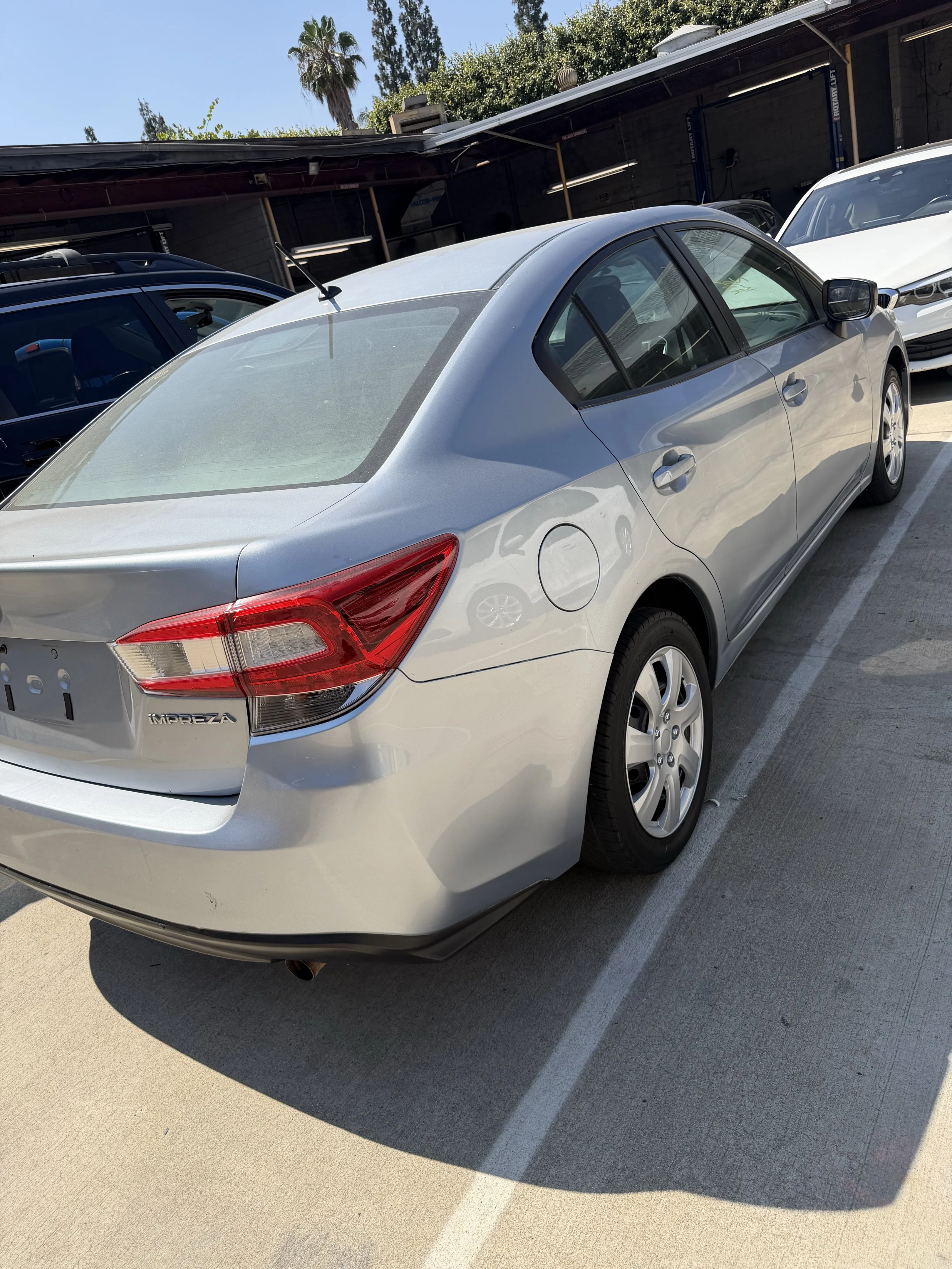 Used 2020 Ice Silver Metallic Subaru Base image 7
