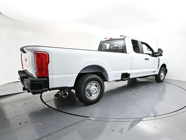 New 2026 Oxford White Ford F-350® XL image 7