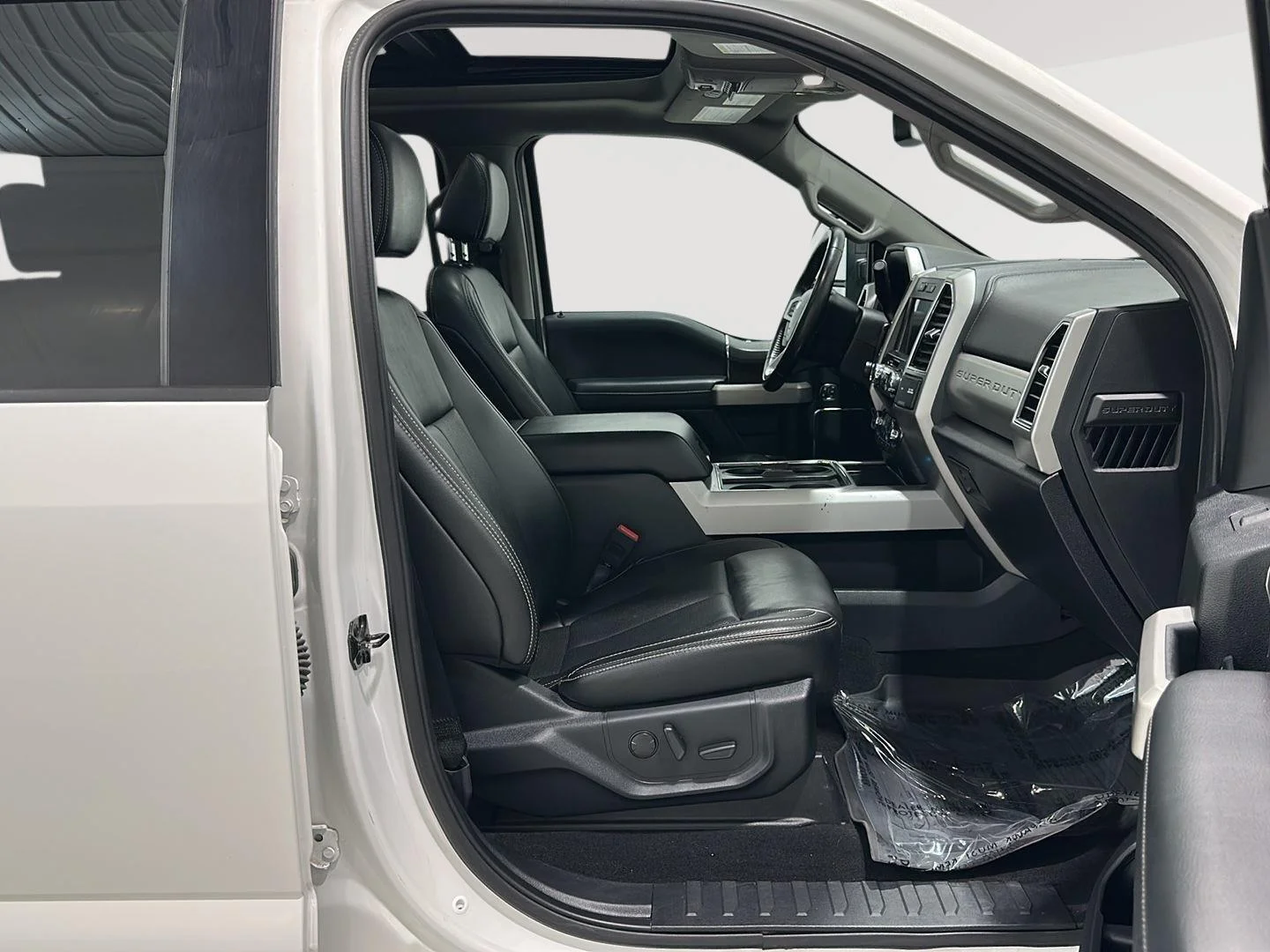 Used 2021 Star White Metallic Tri-coat Ford XL image 29