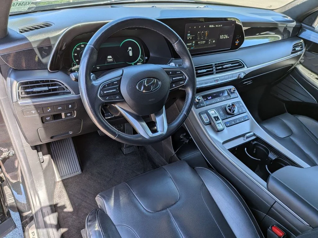 Used 2021 Black Hyundai Calligraphy image 10
