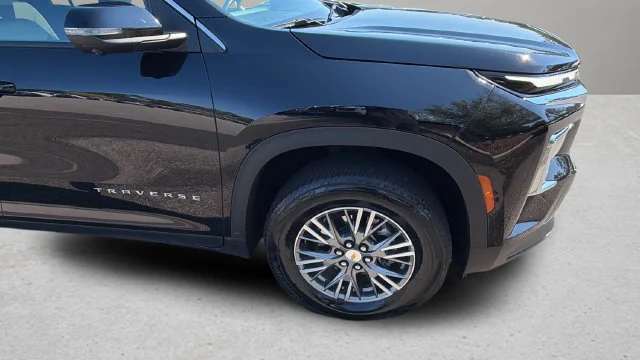 Used 2026 Black Chevrolet LT image 40