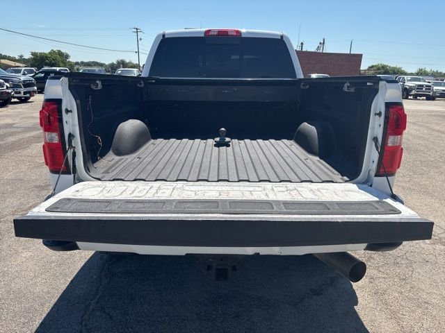 Used 2017 White GMC Denali image 8