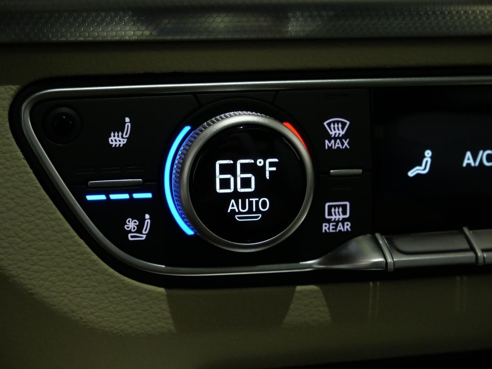 Used 2025 Mythos Black Metallic Audi S line Premium Plus image 22