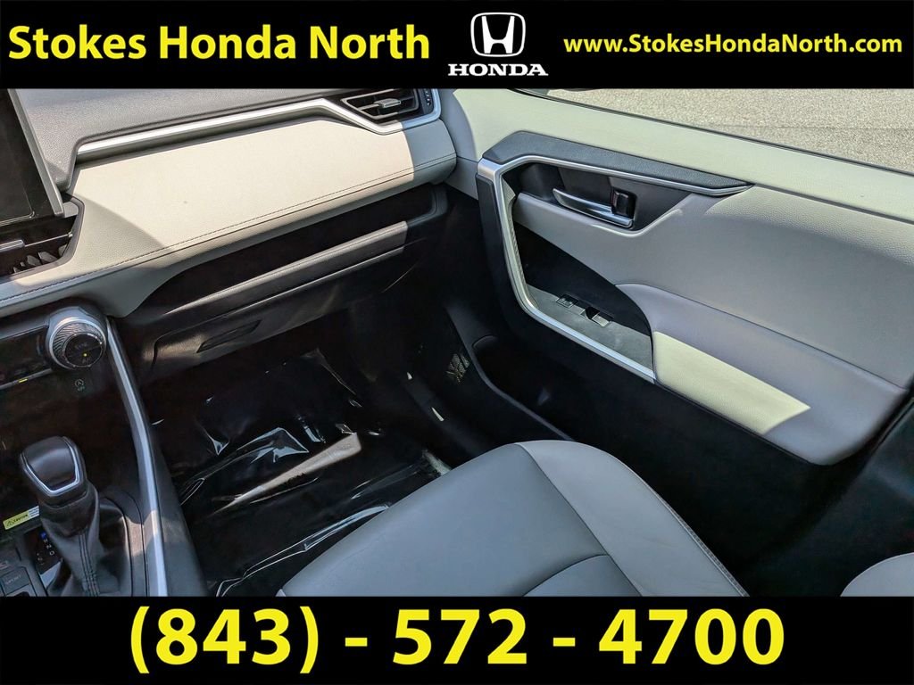 Used 2024 Silver Toyota XLE Premium image 20