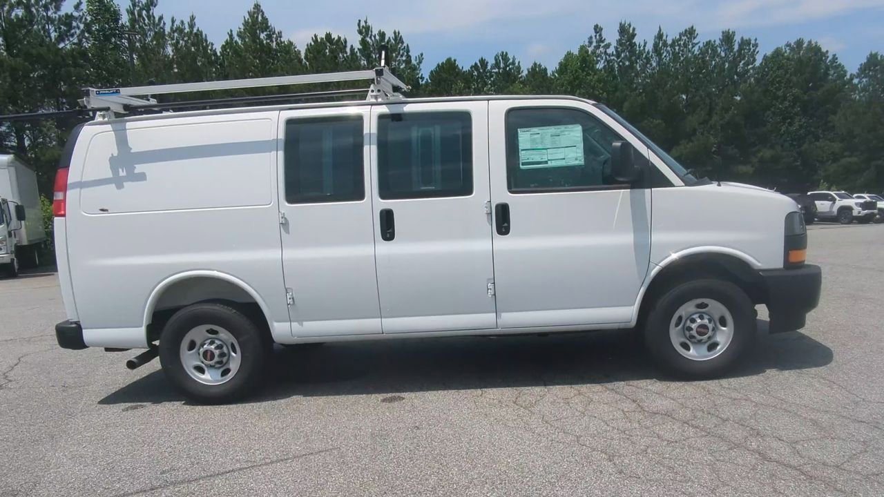 2025 GMC Savana Cargo Work Van - Photo 9