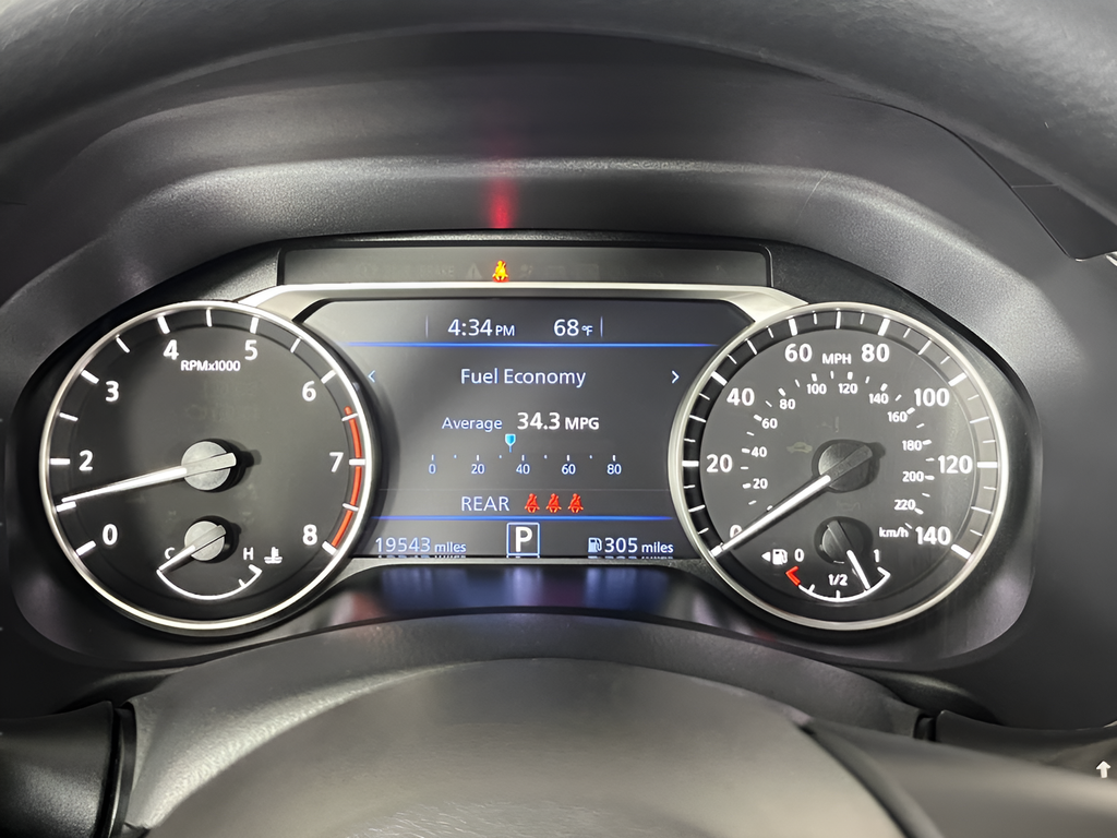 Used 2025 Glacier White Nissan 2.5 SV image 18