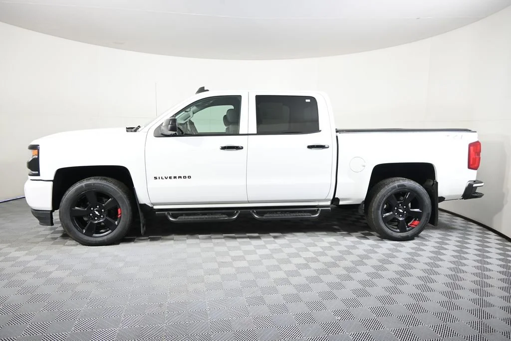 Used 2018 Chevrolet Silverado 1500 LTZ Z71 with VIN 3GCUKSEJ4JG361835 for sale in Forest Lake, Minnesota